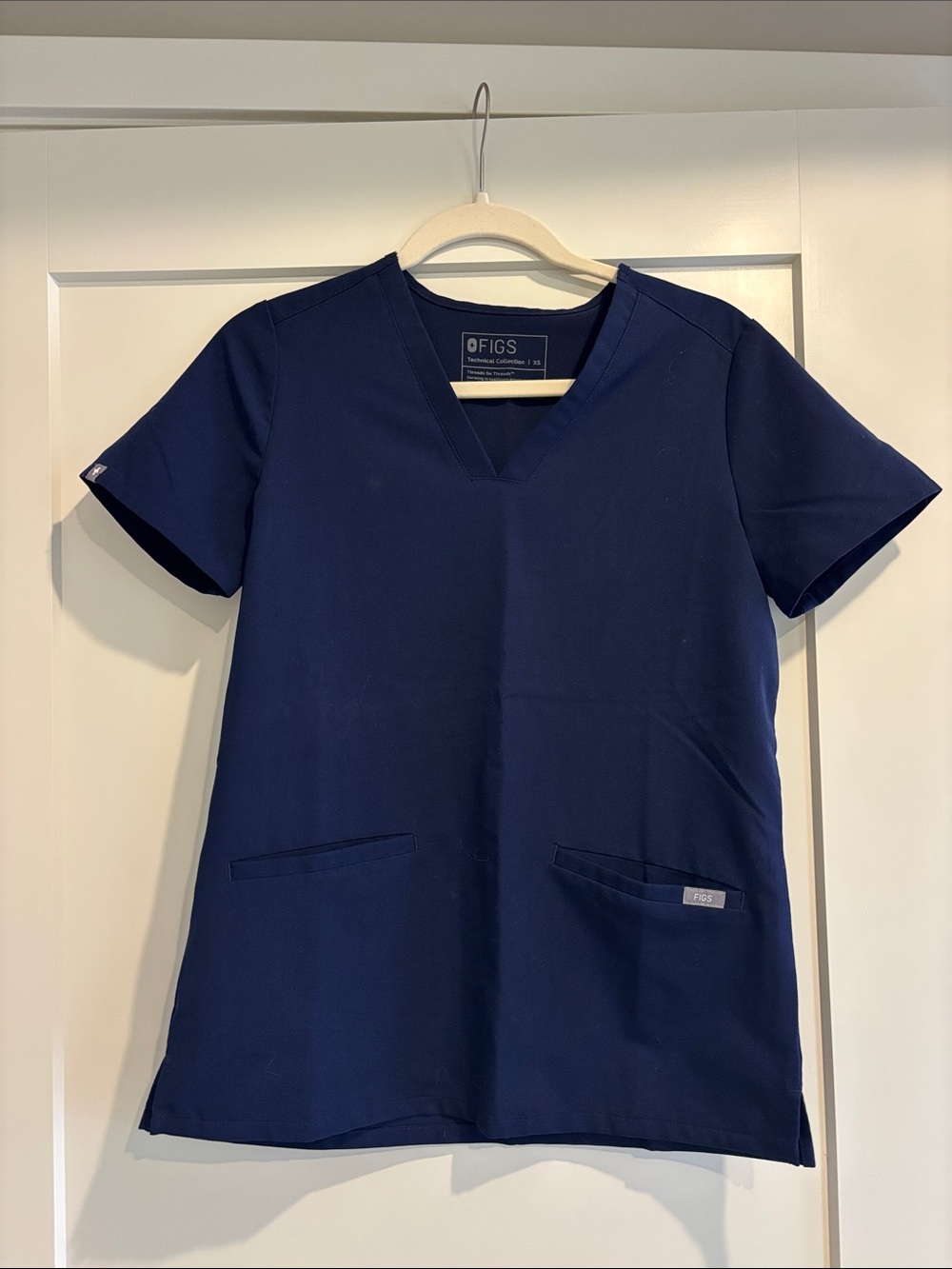 FIGS Casma scrub top